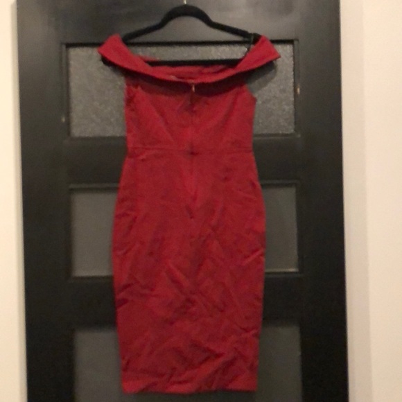 Red off the shoulder dress - Picture 2 of 3